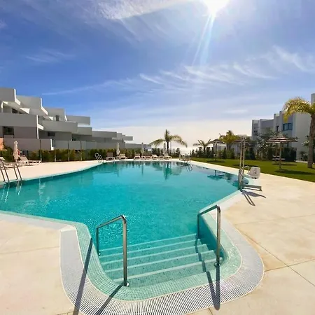 Апартаменты Sunny & New - 3bd 2bt With Views