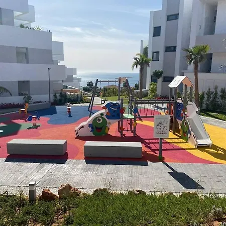 Apartment Sunny & New - 3bd 2bt With Views Manilva